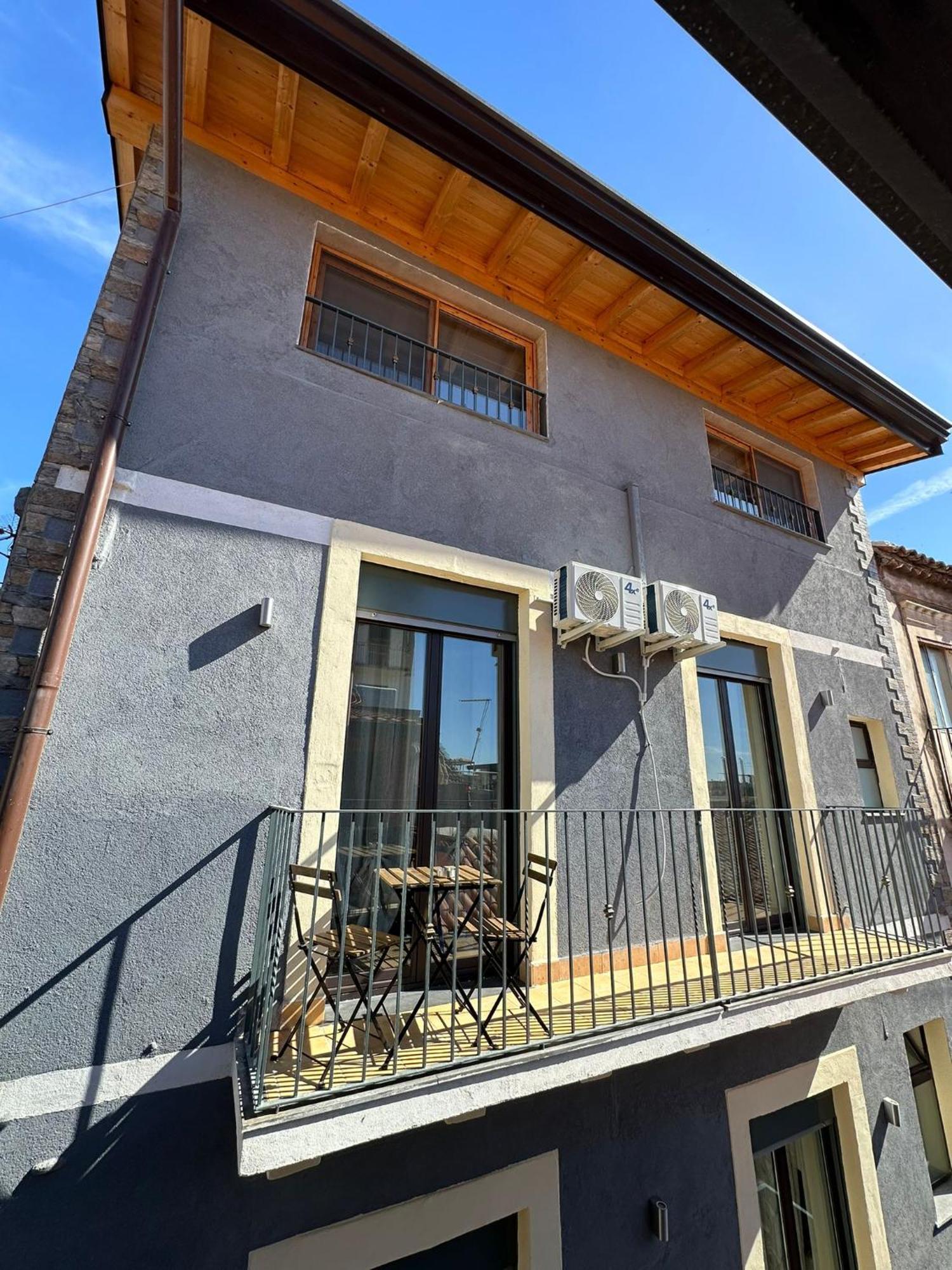 Testa House Катания Екстериор снимка