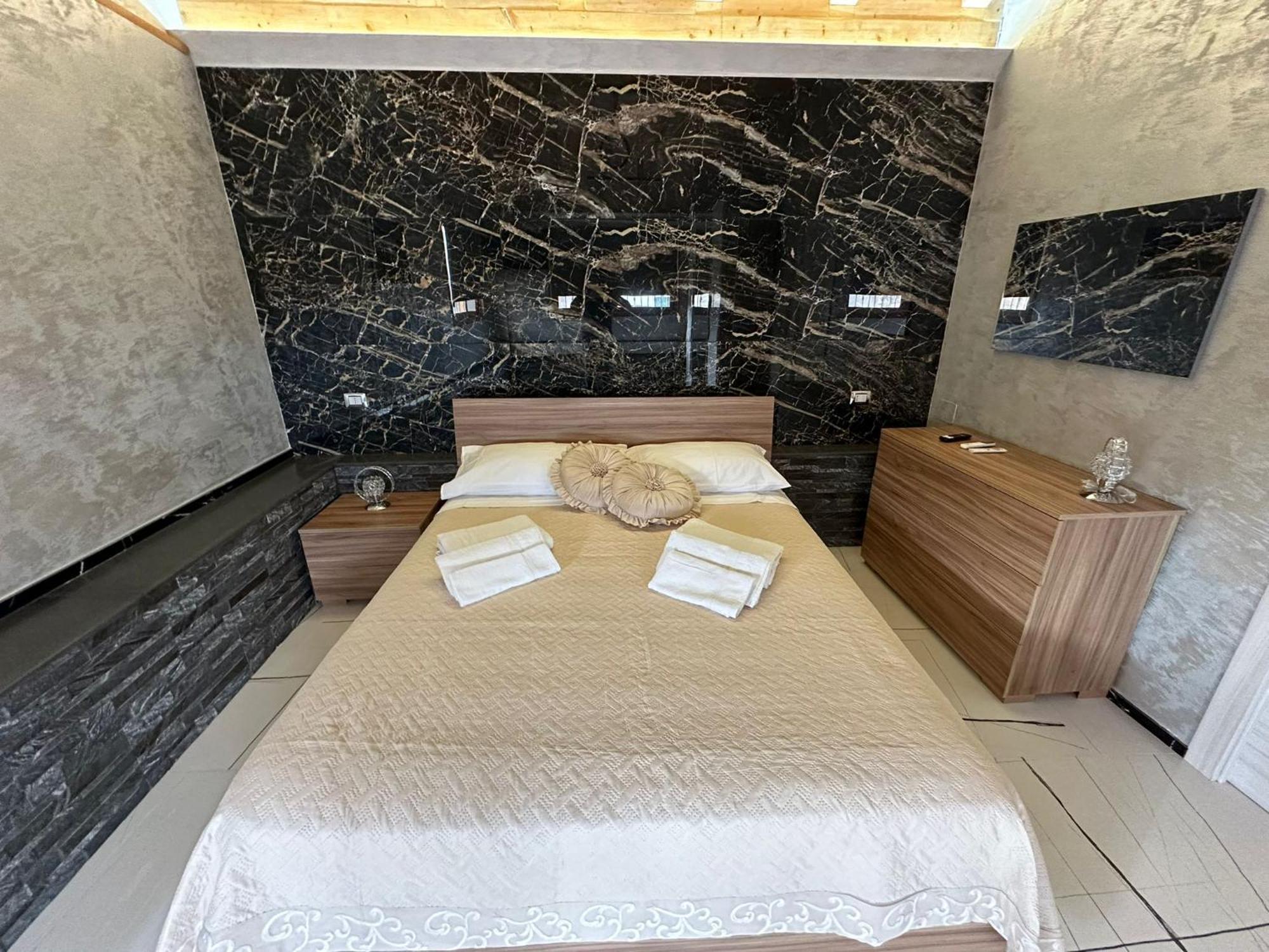 Testa House Катания Екстериор снимка